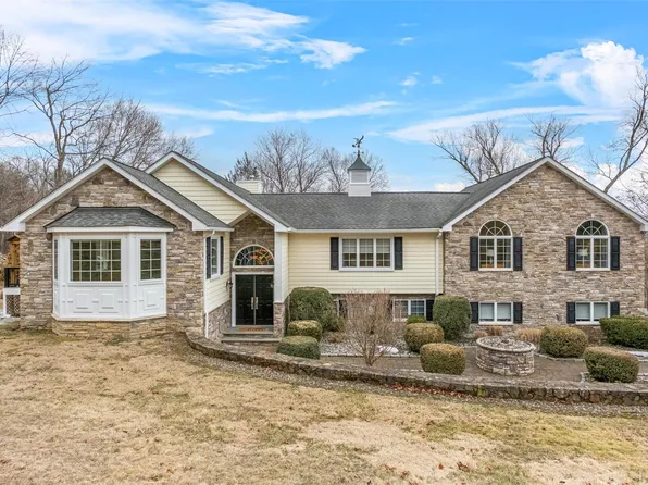 54 Queens Way, Mahopac, NY 10541