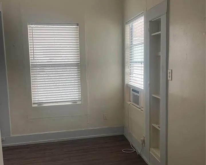 131 E Highland Blvd #4 — Photo 2