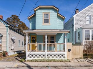 17 Hall Ave, Newport, RI 02840