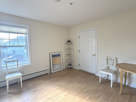 2nd image of 354 Manhattan Drive #11
