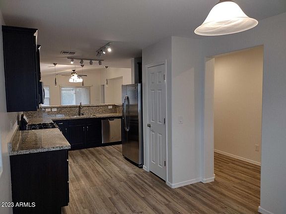 2nd image of 2079 E Saddlebrook Ct