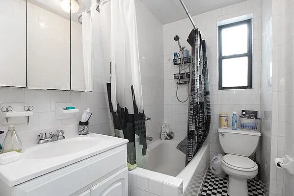 Rented by Emor Management Inc. | media 28