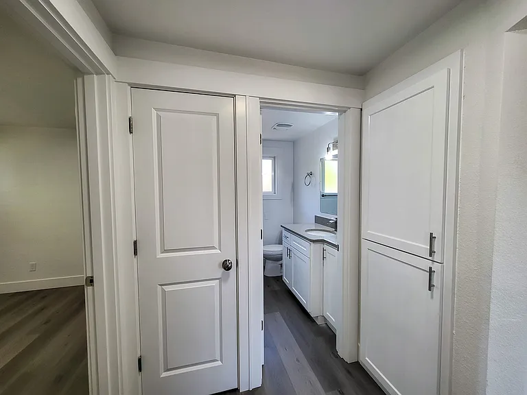666 Hawthorne Ave NE #666 — Photo 11