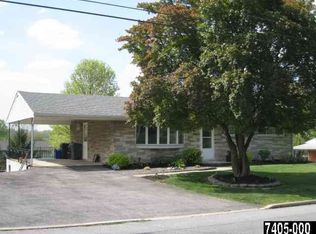 2455 Loucks Rd, York, PA 17408