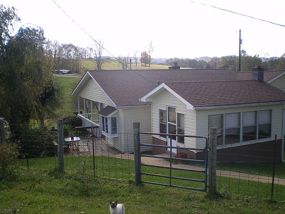 Extra Small Building-Perfect for Crafter or Small Gym!