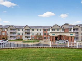 1880 3rd Ave NW UNIT 211, Rochester, MN 55901