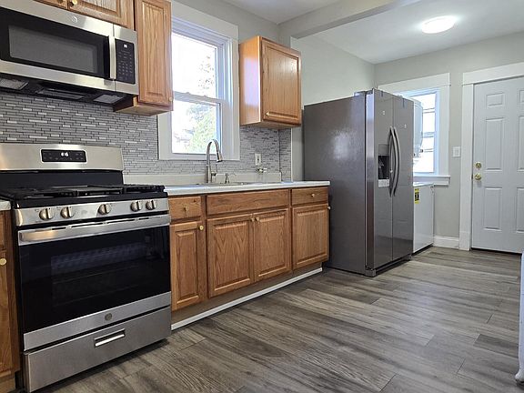 4th image of 23 Albion Avenue