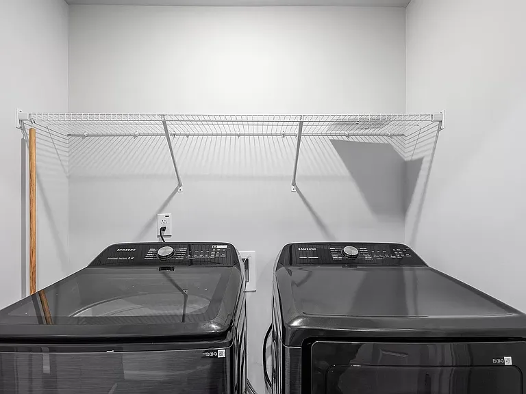 washer and dryer included