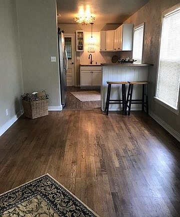 5th image of 606 N Ricketts St