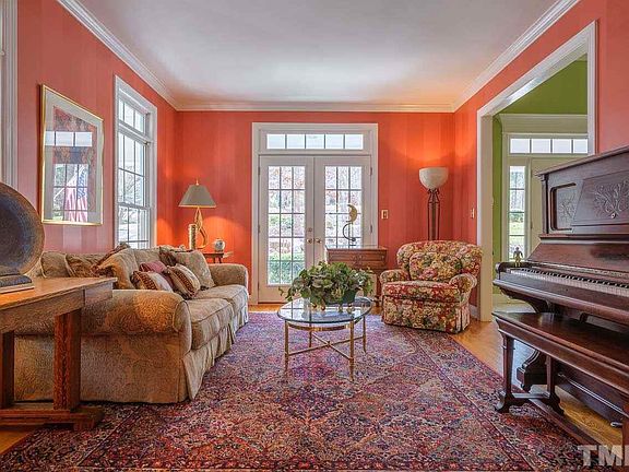 5th image of 3424 Forest Oaks Dr