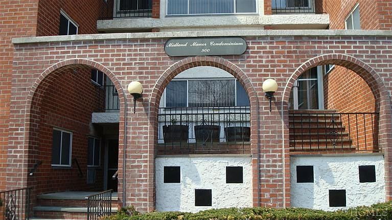 1st image of 900 Midland Ave APT 2J