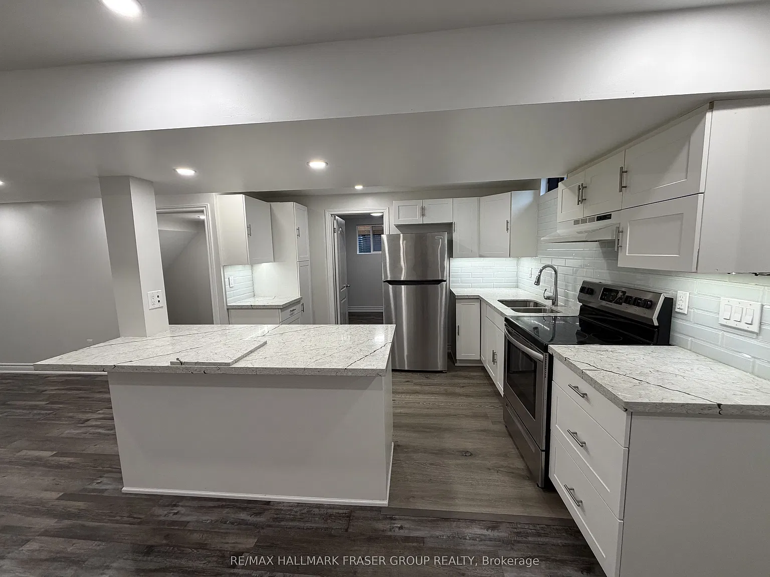 2 bed, $1,795 — Photo 3