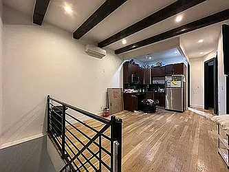 86 Havemeyer Street, #2