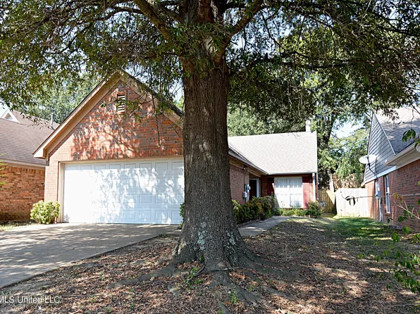 1222 Payton Dr N, Southaven, MS 38671