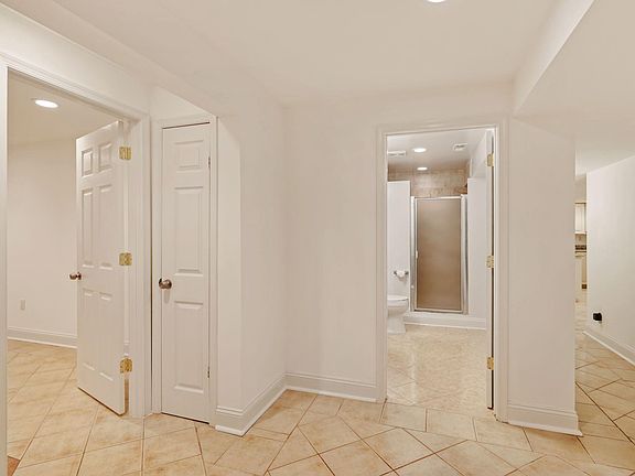 2nd image of 9451 Sunnyfield Ct
