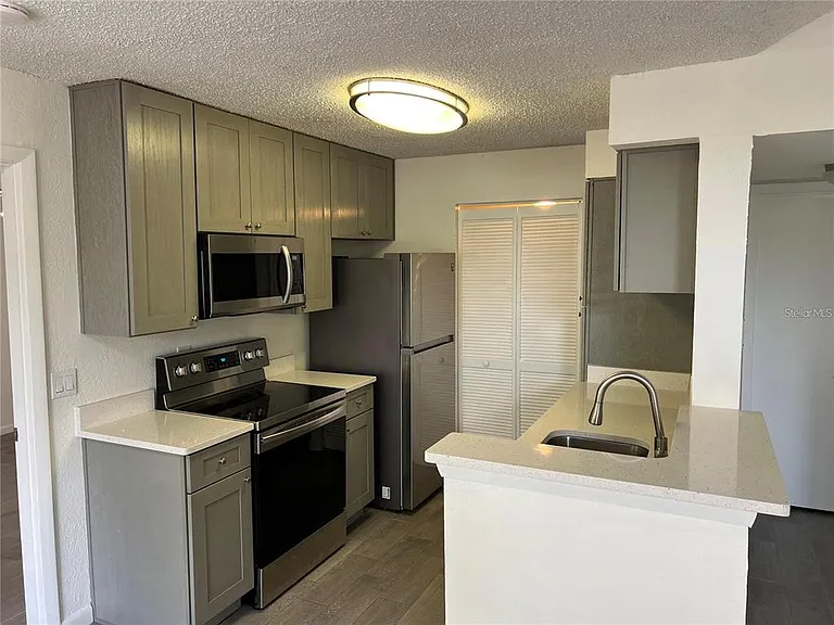 11568 Westwood Blvd #1021 — Photo 7