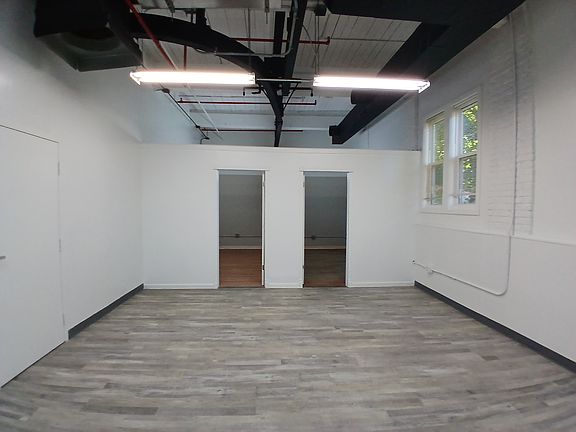 4th image of 1841 Broad St APT B8