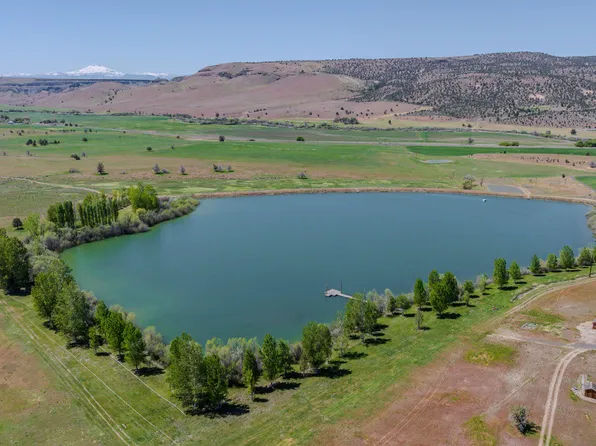 11251 NE Highway 97, Madras, OR 97741