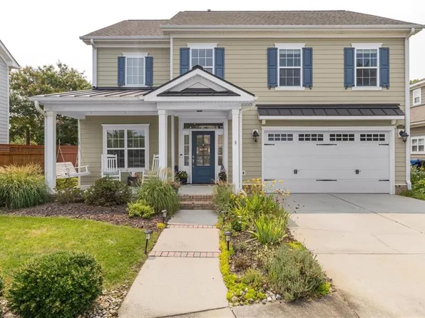 2045 Grandon Loop Rd, Virginia Beach, VA 23456