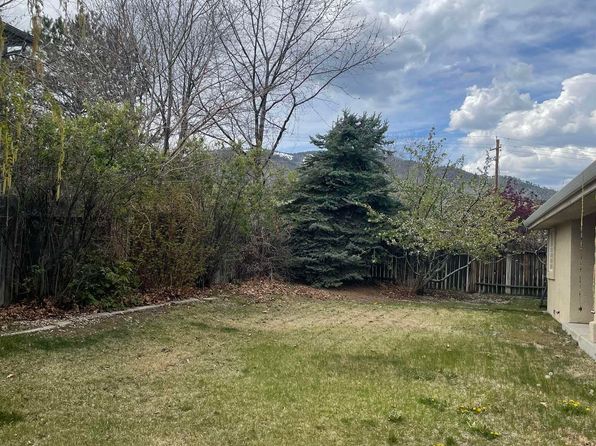 1631 Evergreen Dr, Carson City, NV 89703