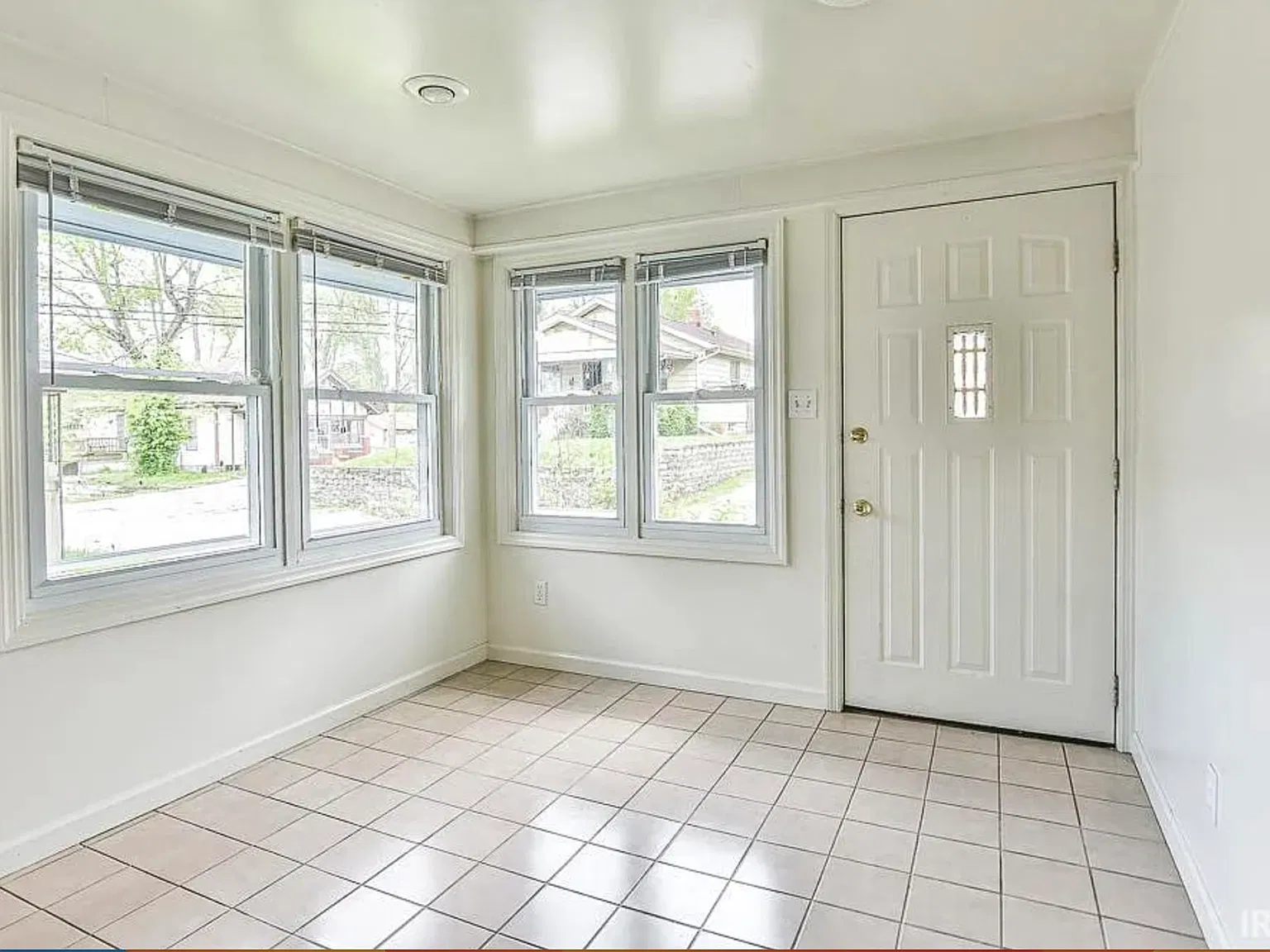 4 bed, 1848 sqft, $2,500 — Photo 2