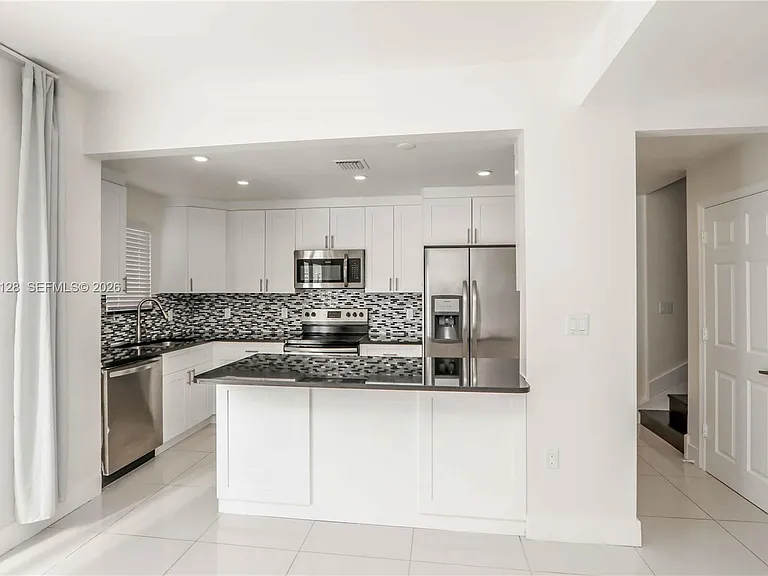 26181 SW 135th Ct — Photo 9