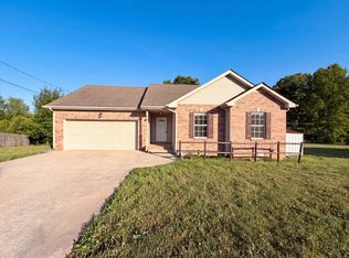 3394 Endsworth Dr, Clarksville, TN 37042