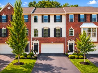248 Broadstone Dr, Mars, PA 16046
