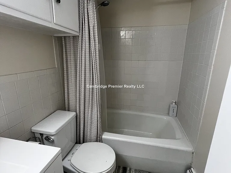 19 Cameron Ave #4 — Photo 26