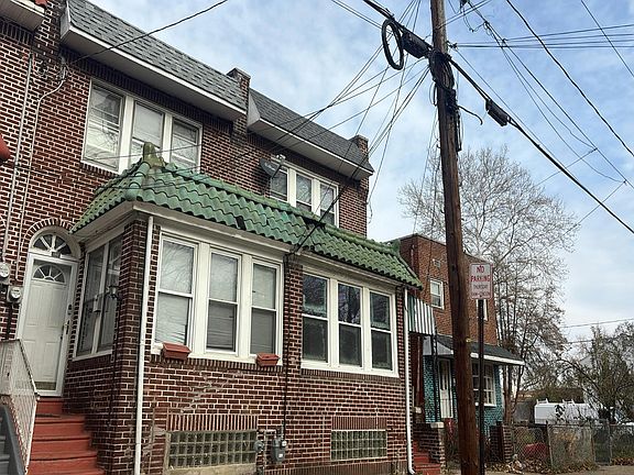 3rd image of 1355 Carl Miller Blvd