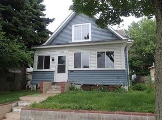 1134 Sylvan St, Saint Paul, MN 55117