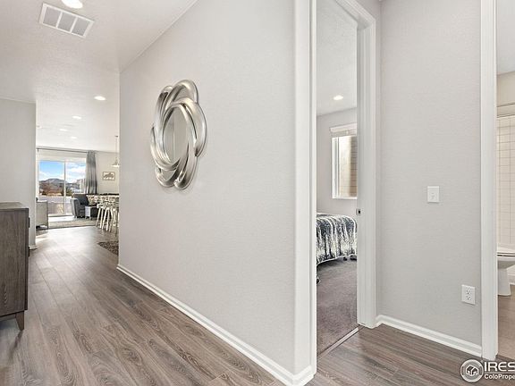 4th image of 5283 Osbourne Dr