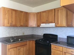 60 Laimi Rd APT B, Honolulu, HI 96817
