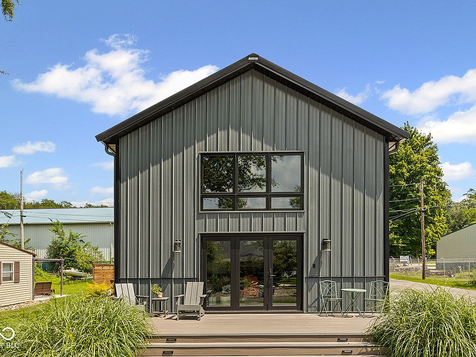 8013 N Frazer Beach Dr, Monticello, IN 47960 | MLS #22056356