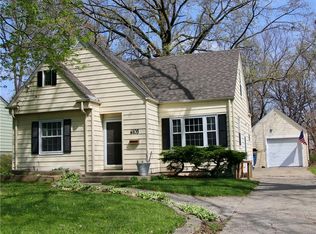 6103 Pleasant Dr, Des Moines, IA 50312