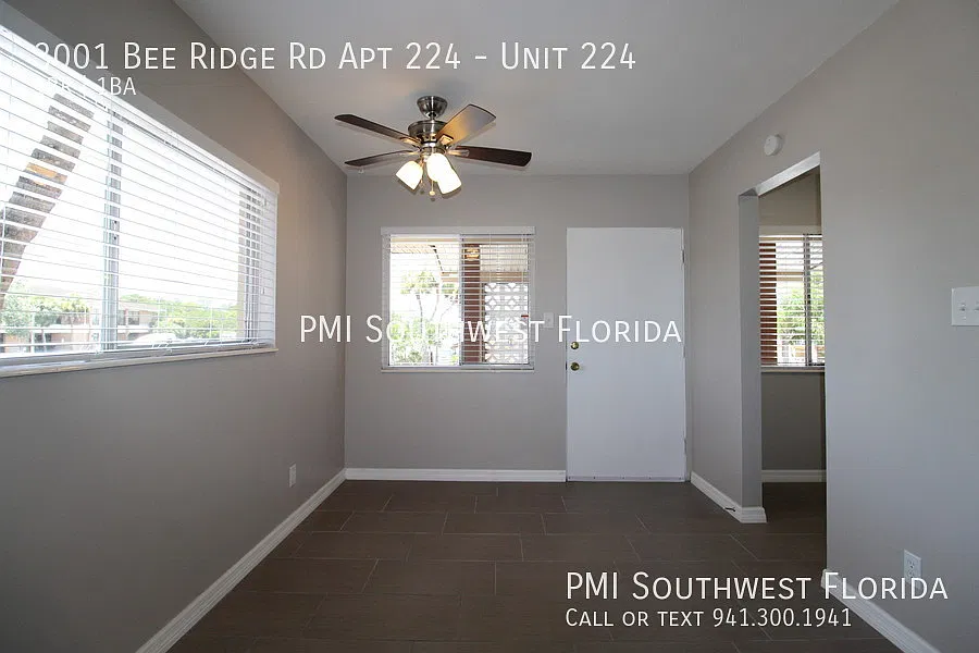 3001 Bee Ridge Rd — Photo 3
