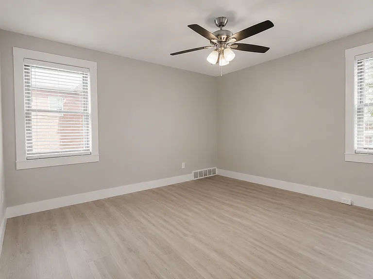 6266 Nottingham Avenue — Photo 8