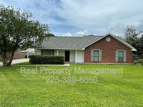 2422 Riverside Dr Photo 1