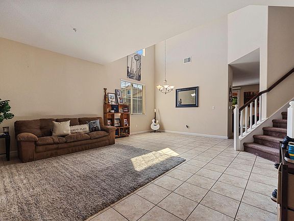 5th image of 138 Rancho Bernado Ct