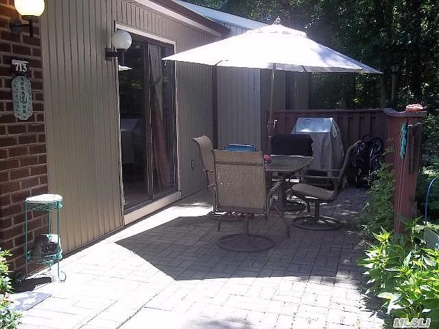 1st image of 713 Hilltop Ct