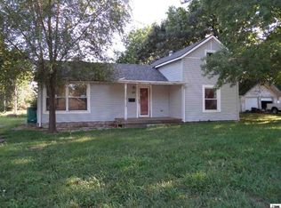 117 W Lincoln Ave, Burlingame, KS 66413