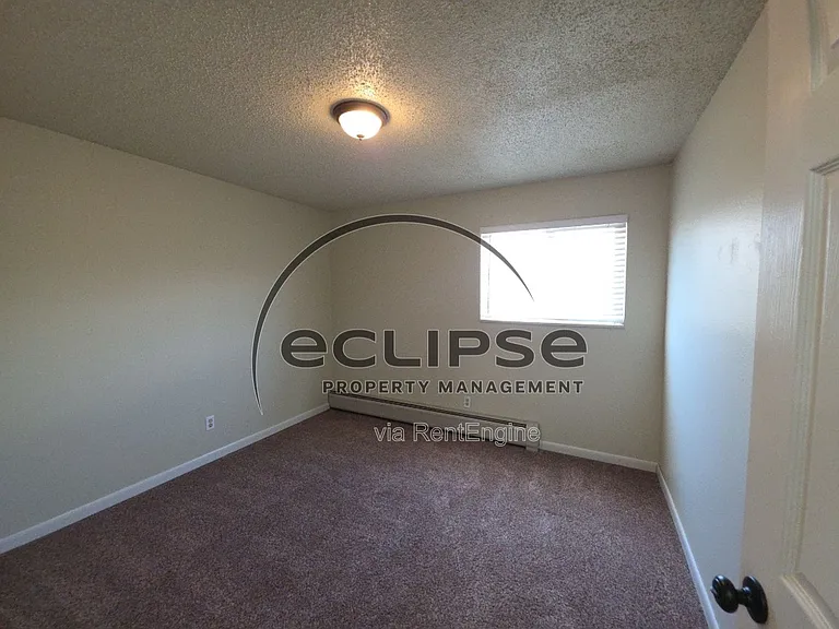 512 Bell Ct #B7 — Photo 6