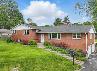 4614 Thornleigh Dr, Indianapolis, IN 46226