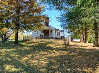 825 Friendship Dr, New Concord, OH 43762