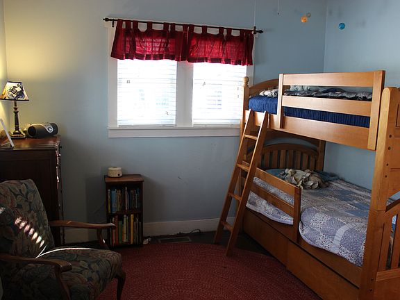 5th image of 307 Valeria St
