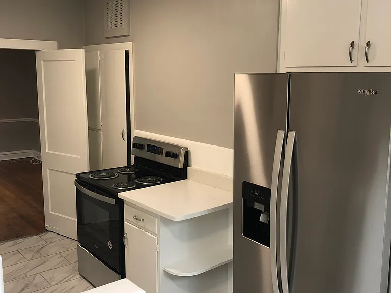 901 W 21st St #1 — Photo 7