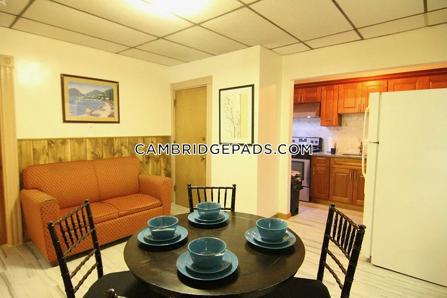3 bed, $3,500 — Photo 3