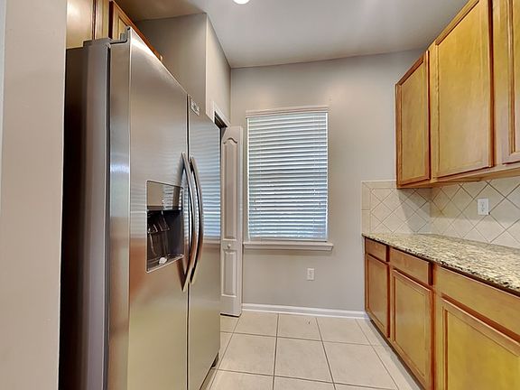 5th image of 11746 Alexandra Dr