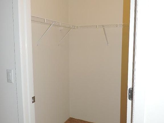 3rd image of 1720 Oak Ave Unit 505