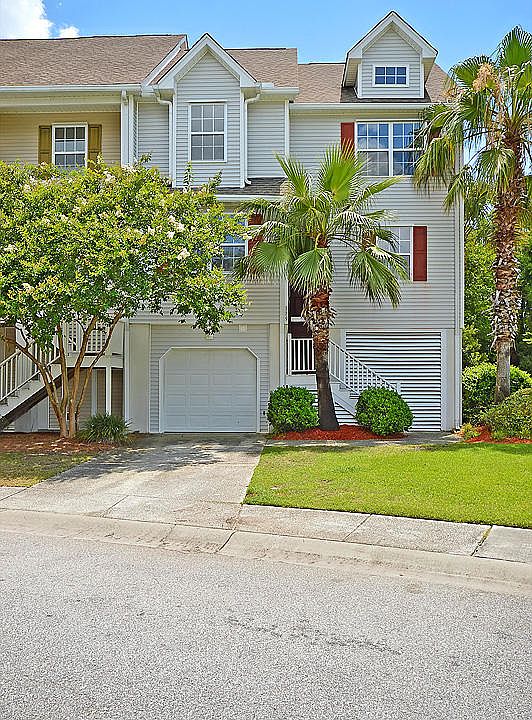 1st image of 119 Winding River Dr